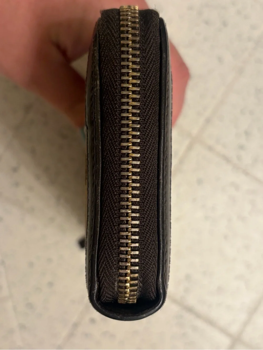 Gucci Brown Monogram GG Zip Wallet with Brown Leather and Gold Hardware - Picture 11 of 11